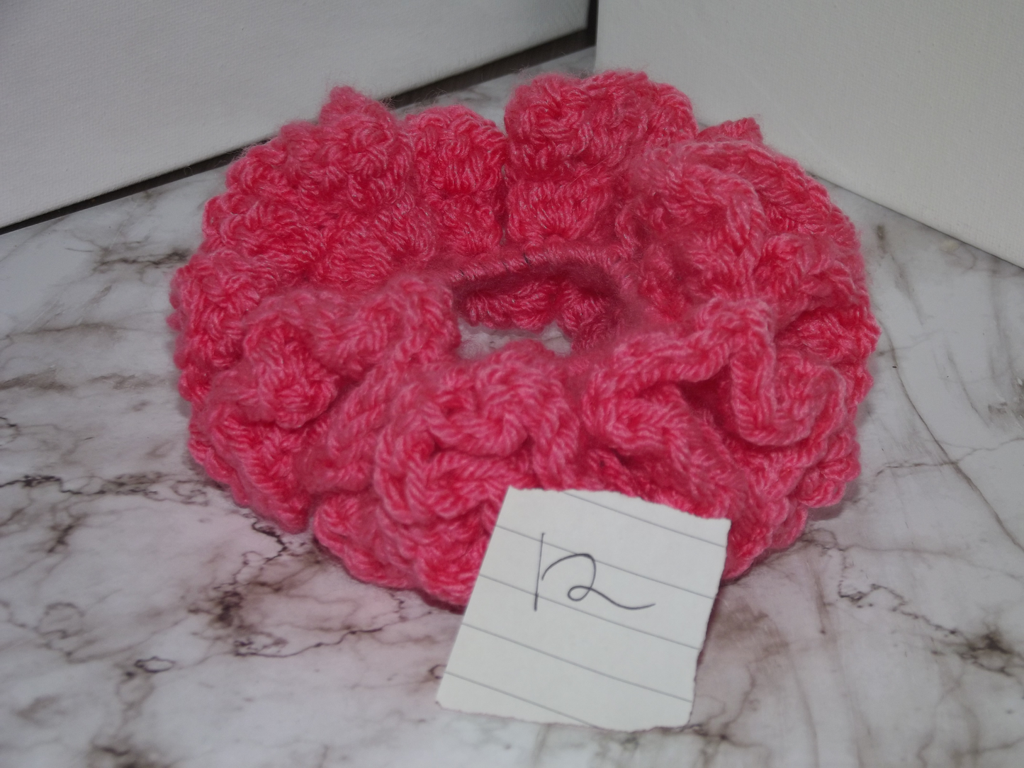 Large scrunchie